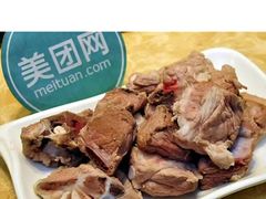 -咱屯子铁锅炖直营店(南湖大路店)