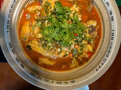 -魏铭鱼头捞饭(晋阳路店)