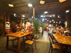 -Naughty Nuri’s Phuket