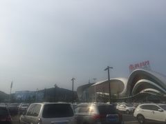 -融创茂-停车场