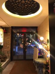 -威思丽高温瑜伽会馆