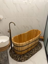 -苑苑vbeauty科技美容SPA