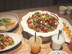 -巴扎屋大盘鸡·新疆菜(汇嘉时代店)