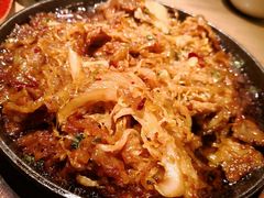 铁板五花肉酸菜-大同江朝鲜菜•长春地标美食(绿园吾悦广场店)