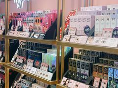 -4iNLOOK美瞳店(龙之梦购物中心虹口店)