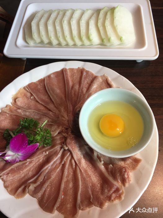 蜀城巷子老成都火锅(静安寺店)秘制牛舌图片 - 第1张