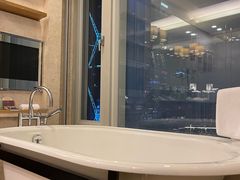 -深圳星河丽思卡尔顿酒店