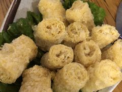 -毛辣果·贵州红酸汤牛肉火锅(西单店)