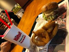 -The Habit Burger Grill 哈比特汉堡(复兴soho店)