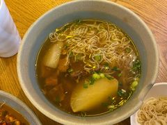 -美食小镇·观赏珍稀鸟类·长隆熊猫酒店