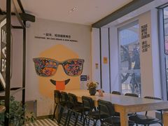 等位区-Moka Bros 摩卡站(西单大悦城店)