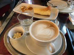 卡布基诺-纽约咖啡馆