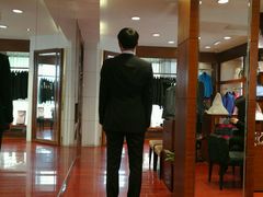 -宇翔服饰(双井桥东首城国际店)