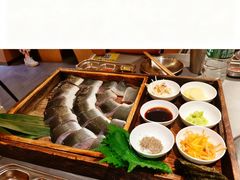 -围炉肉舍•炭烤活鳗•丹东海鲜烤肉(步行街店)