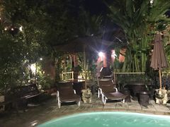 -Log Home Boutique Hotel