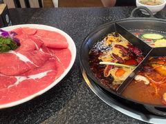 -渝里重庆火锅(航天城店)