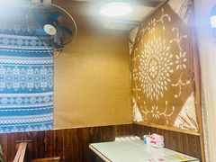 -蜗牛小馆醉乡民谣云南菜(惠新西里店)