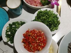 -墨居上隐·院子里火锅(峨眉店)