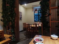 -大众跷脚牛肉馆·非遗传承单位(峨眉山店)