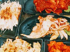-胡悦里韩式烤肉(芝罘万达广场店)