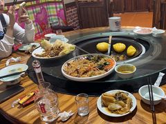 -人民公社铁锅炖·东北菜(卫国道店)