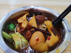 -鹍记特色牛杂面