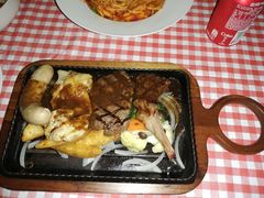 -鲨鱼美式餐厅酒吧Sharky