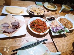 鱼香肉丝-香香春饼·非遗技艺(万达店)
