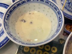 -广信牛奶甜品世家(台东店)