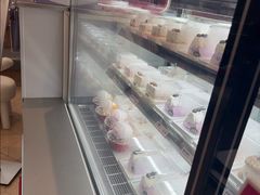 -DQ·蛋糕·冰淇淋(三亚青春颂店)