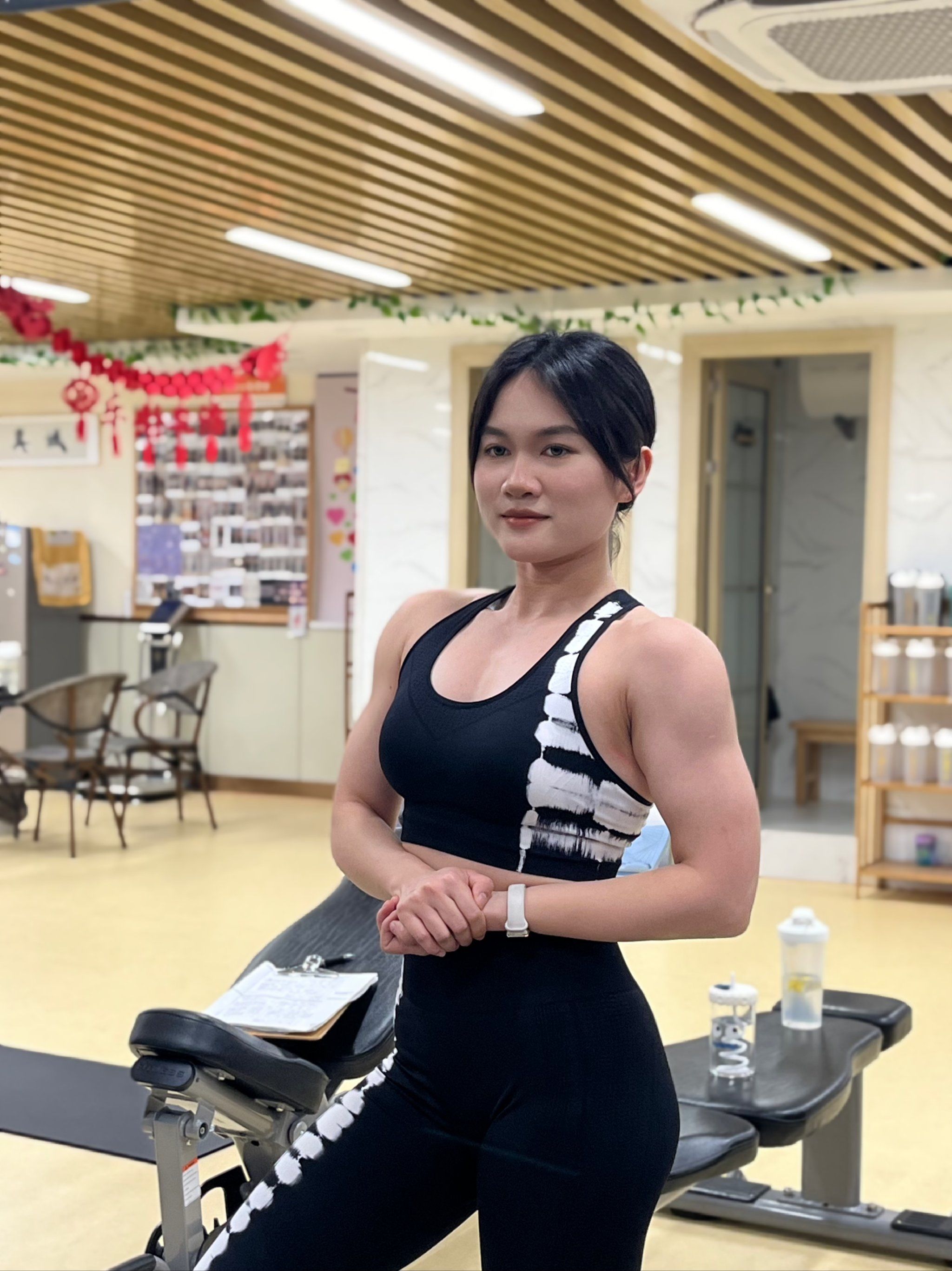 水岸城居然还有这么一个女教练?