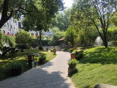-千滋百味·醉江澜花园餐厅(街道口店)