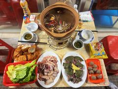 -广味炭炉鸡煲(宝业路分店)