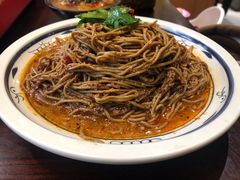 -蓝田九大碗民俗食府(蓝田店)