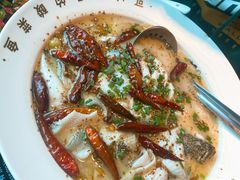 鲈鱼酸菜鱼-川里谈·川味小馆(北京路店)