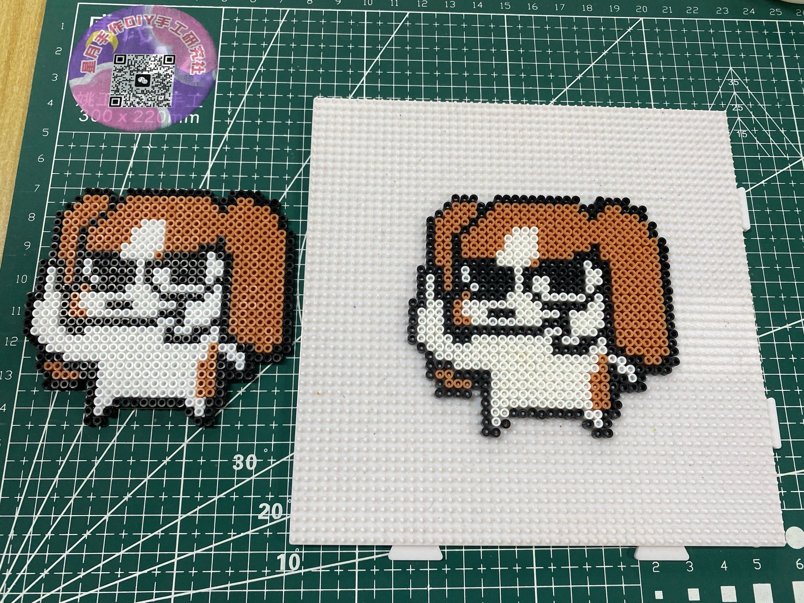 n第一次尝试拼豆,选了很可爱的多栋,蛮容易上手的,就是要拼手速