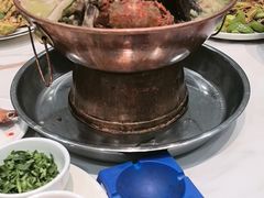 -一口猪海鲜浑锅·东北家常菜