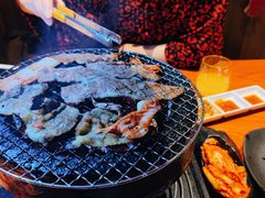 -山之屋炭火烧肉·生啤畅饮(大朗万科中央公园店)