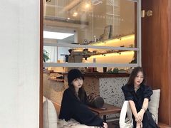 -Line 咖啡(石厦花园店)