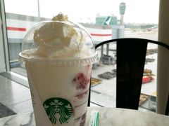 -星巴克(香港国际机场44号闸店)