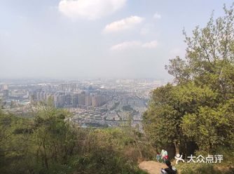 作为无锡最有名的一座山，惠山当然是最好的登山地点