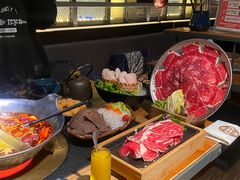 -湊湊火锅·茶憩(南京东路悦荟店)