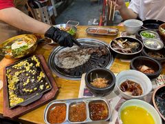 -黑豚黨韩国烤肉料理(悦然时光店)