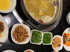 -丫丫汤膳打边炉(宏府408坊店)