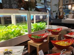 -东方红海鲜百汇(国际大厦店)