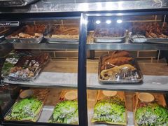 面包甜点陈列柜-东北农家饺子村(昌平路店)