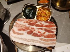 -草家酱蟹炭火烤肉店(珲春南路一店)