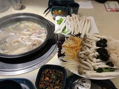 -润泽园椰子鸡(汇一城店)
