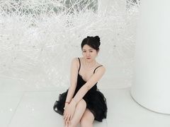 -罗红摄影艺术馆