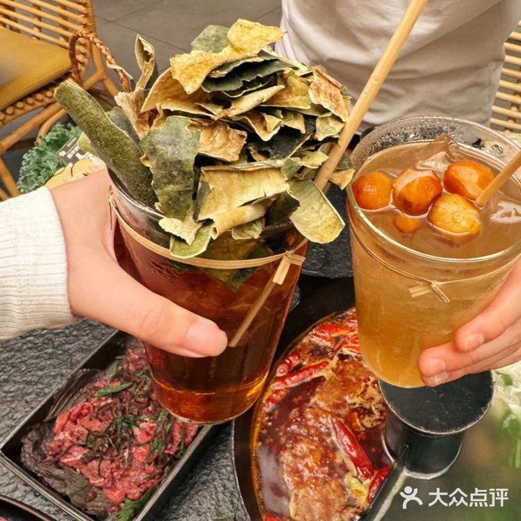 上海新晋排队王!山野火锅三出山来了!